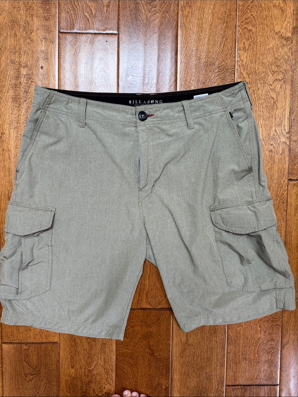 Billabong Men's Olive Green Cargo swim/land Shorts 36